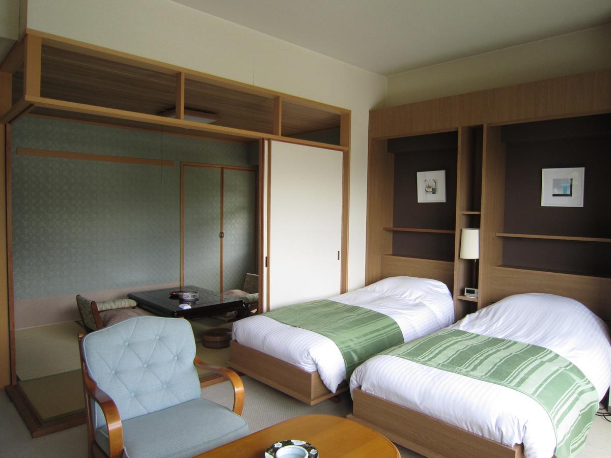Hotel Spax Kusatsu Кусацу Экстерьер фото